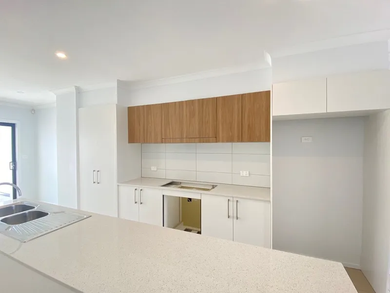 Brand new 2 bedroom townhouse!