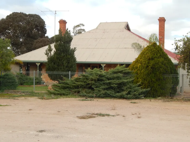 Spacious renovated B & B on large block 