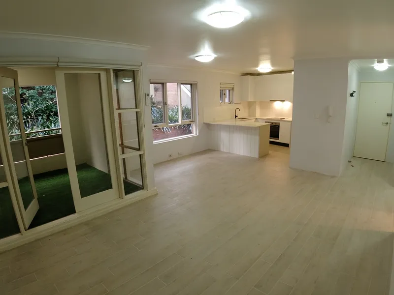 Renovated 2 bedroom apartment - Pets allowed