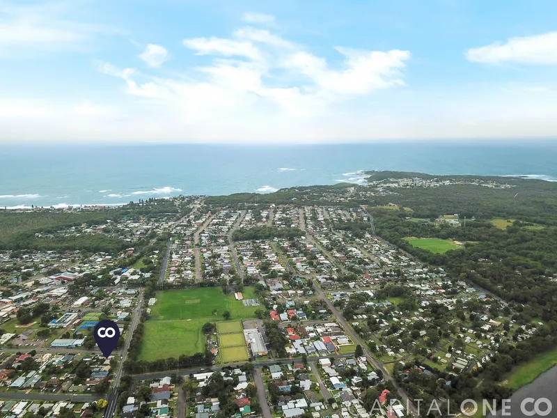 GREAT LOCATION, ENDLESS POTENTIAL!