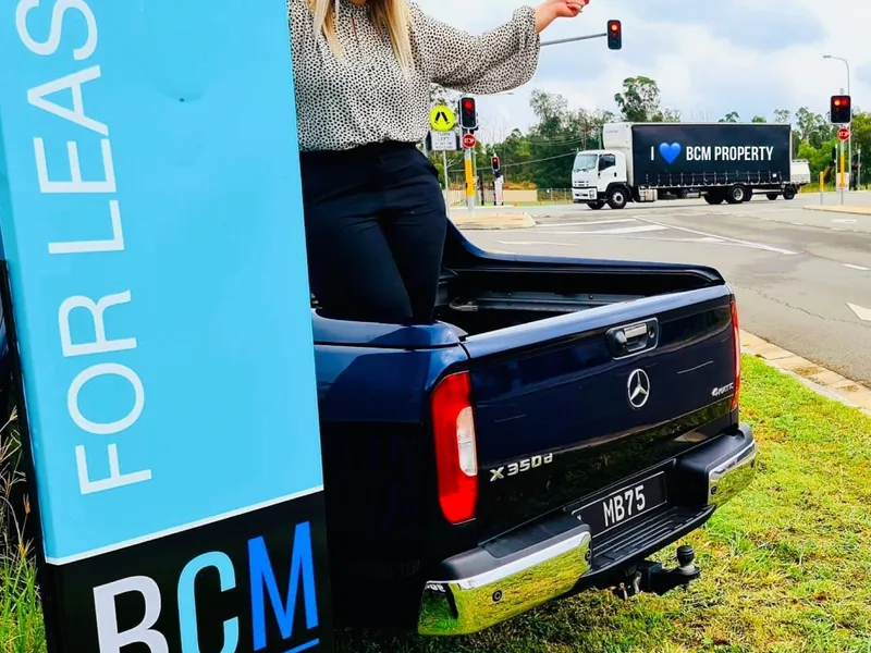 MASSIVE EXPOSURE - CORNER SITE