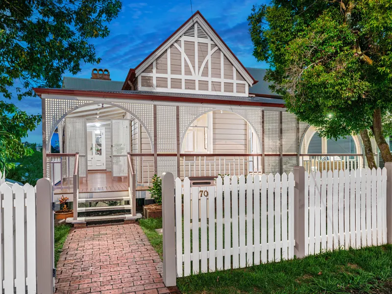 Iconic Family Home in Sought after Terrace District