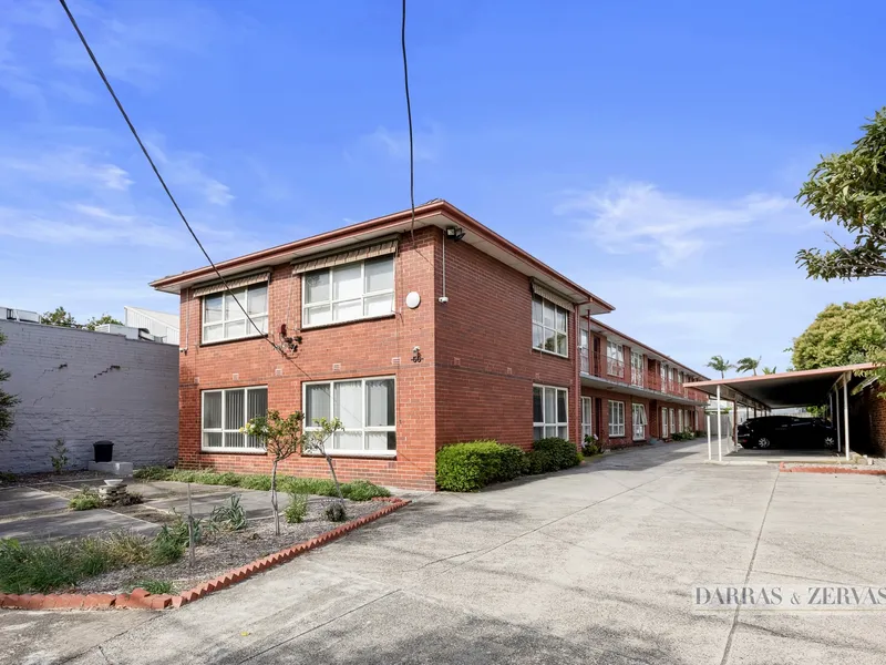 Ideal starter or investment in a vibrant locale