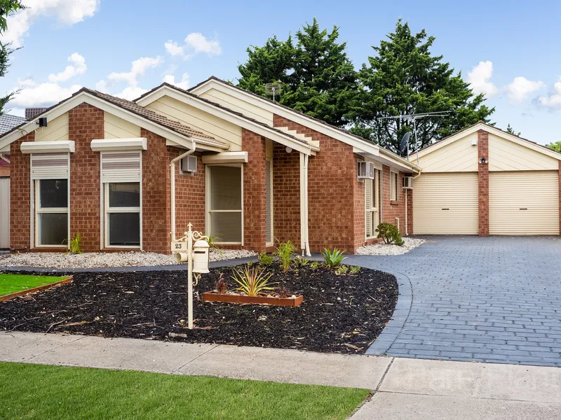 On a generous 530m2 allotment and walking distance to Seabrook Primary