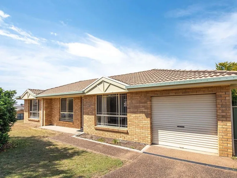 WELL PRESENTED FAMILY HOME