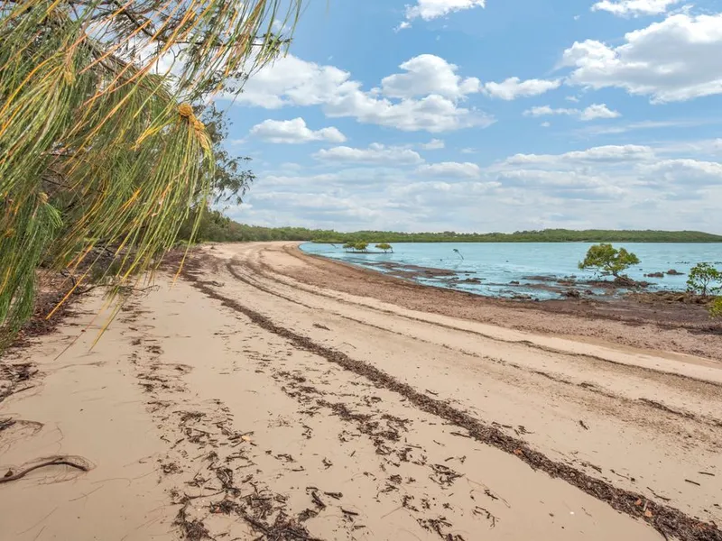 1 Acre, Town Water - Close To The Beach