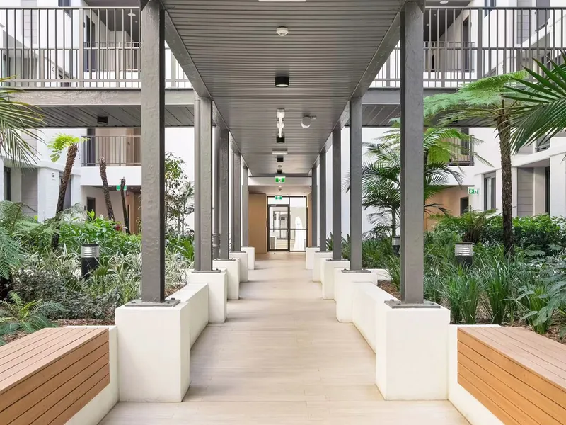 A refreshing on the water living experience