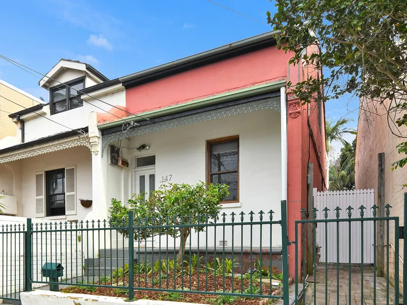 Unique Three Bedroom Home with Sunny Entertainers Backyard