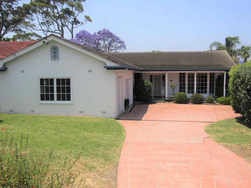 STYLISH 4 Bedroom home in ultra-convenient location, moments from local shops, transport, medical amenities and more…