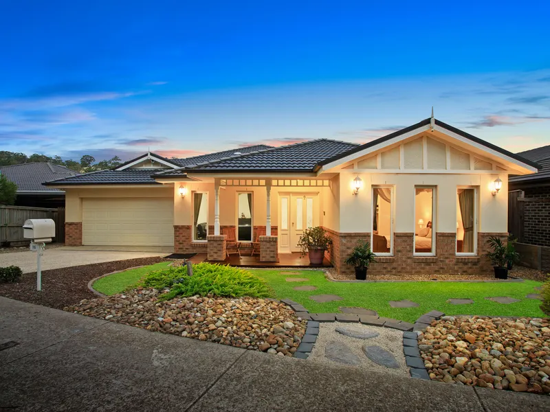 Palisades Haven Awaits - Sale by Nominated Date: Wed 14th April 7pm