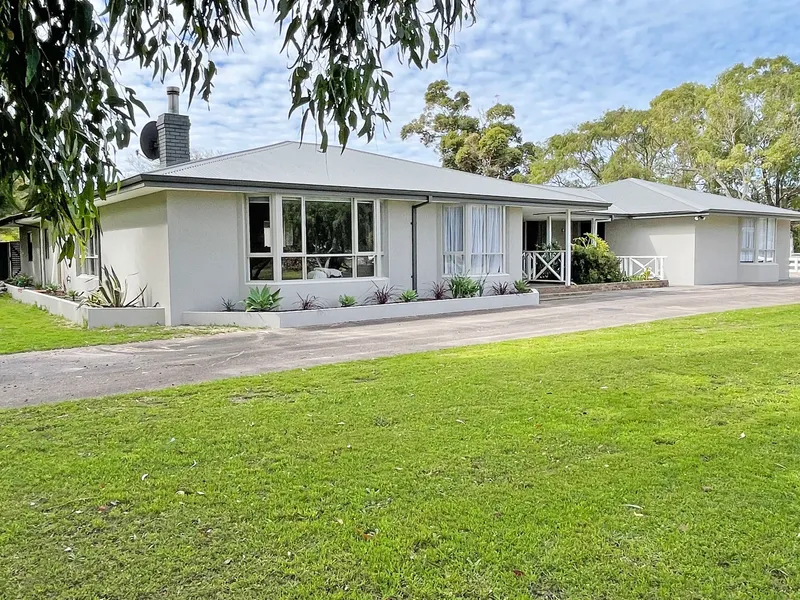 Proudly listed by Keith Ogley and Julie Jackson. Elders Real Estate Esperance