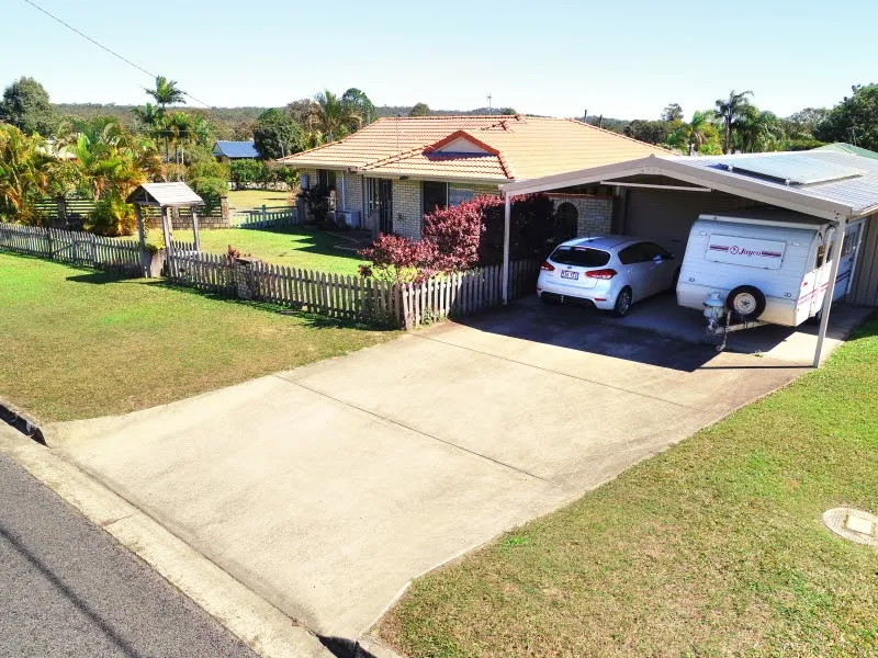 HOUSE PLUS SHED & SELL A BLOCK OFF