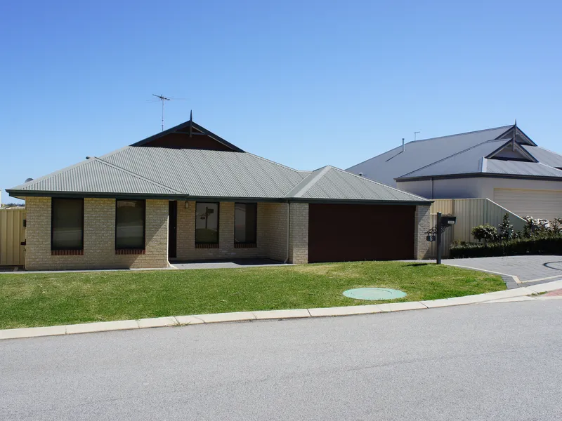 Spacious Light Bright Family Home