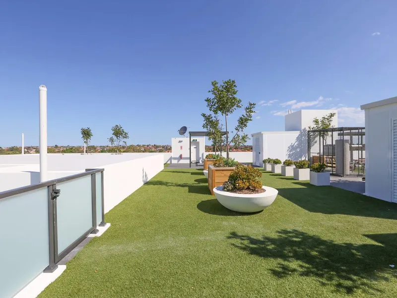 SPACIOUS TWO BEDROOMS APARTMENT FOR RENT 