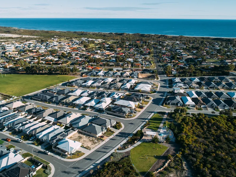Rediscover convenience at Atlantis Beach estate