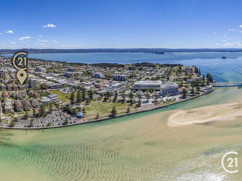 Renovated 1 Bedroom Unit