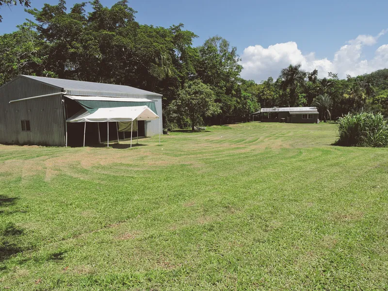 HAVE YOU EVER LIVED IN A SHOUSE?