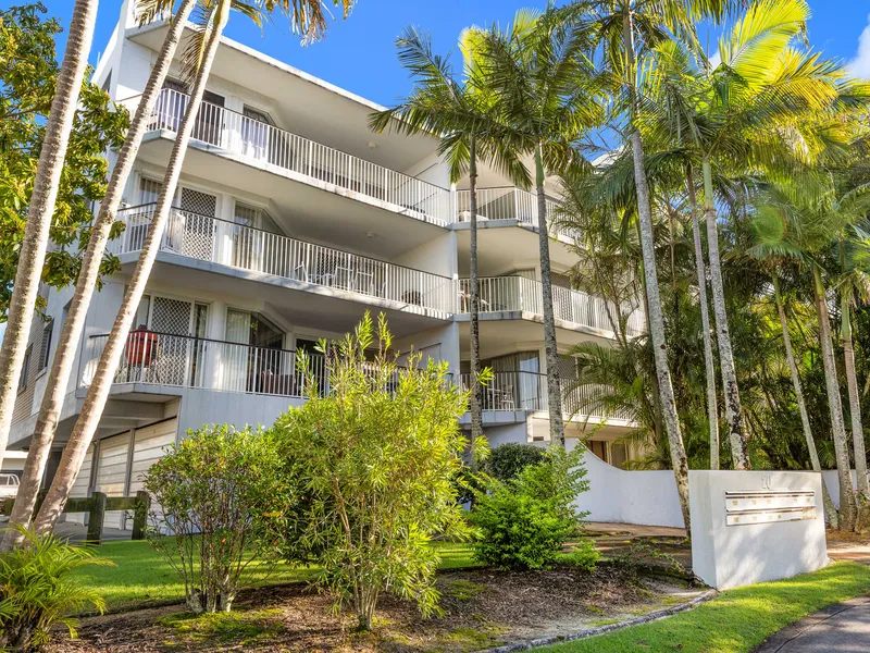 Fully Furnished with Private Rooftop in Mooloolaba!