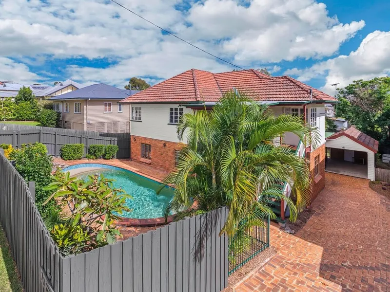 Golden opportunity to capitalise on an urban locality..