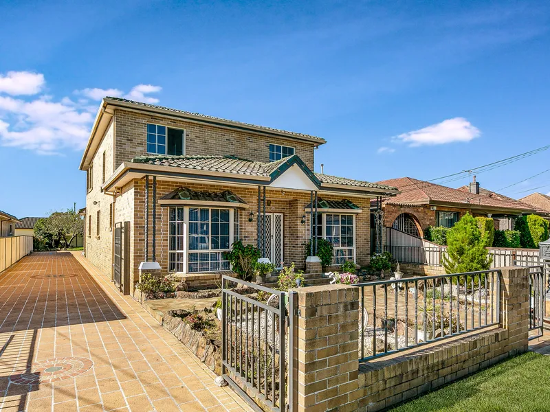 Family Home in a Tightly-held Position