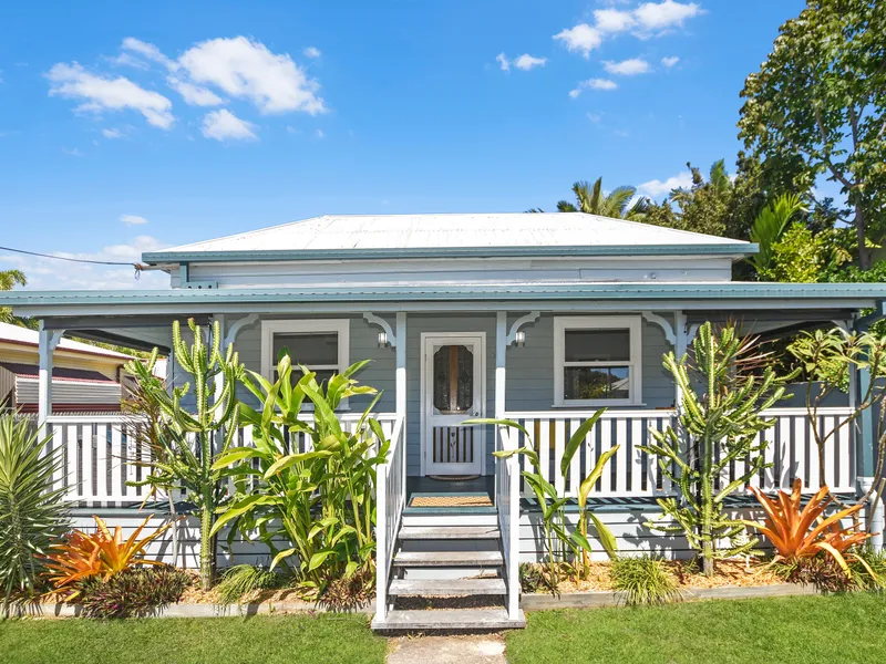 Spacious & Charming City Fringe Cottage