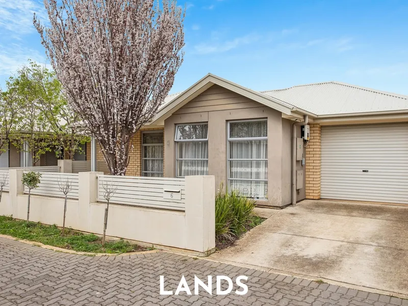 Wonderful Three Bedroom Home Close to Great Amenities