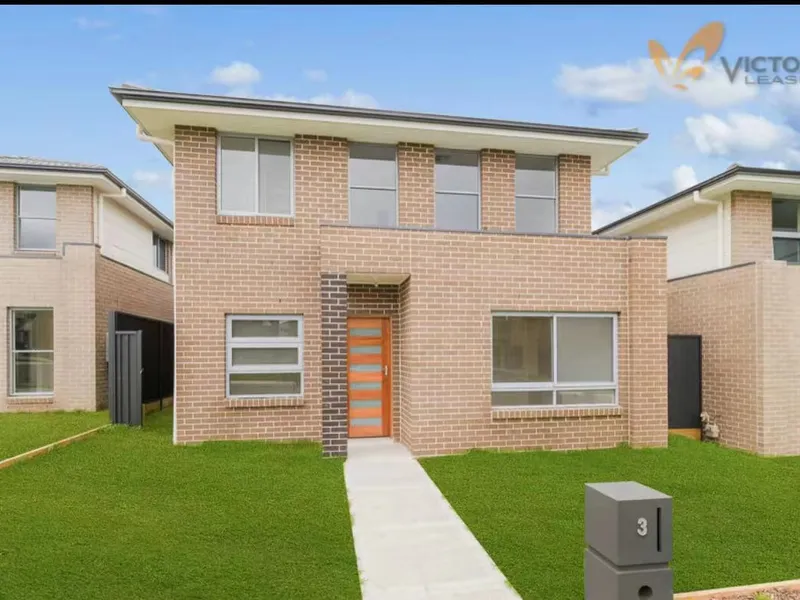 4 Bedroom house for rent in Schofields