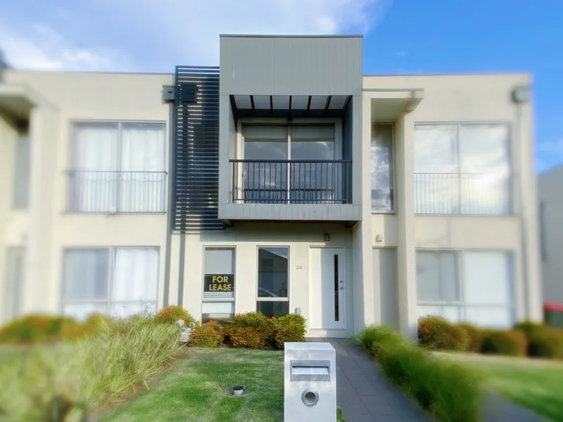 EXCLUSIVE AND MODERN TOWNHOUSE