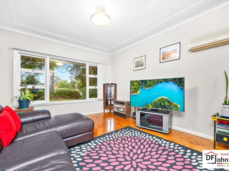 CLASSIC CHARM, DUPLEX POTENTIAL