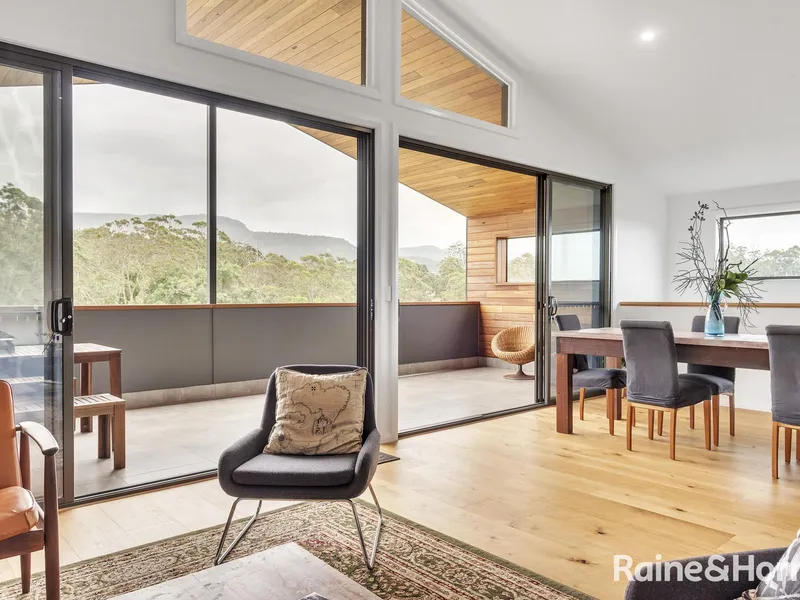 Sophisticated & Private Living