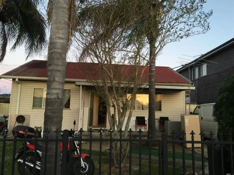 AFFORDABLE - CONVENIENT LOCATION