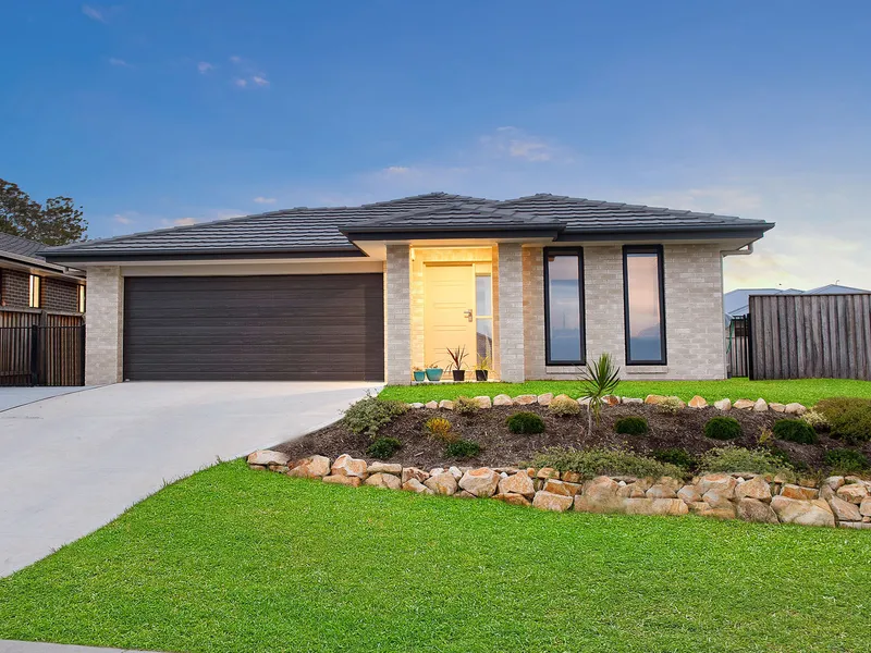 Sovereign Hills Family Home, Ready For You To Move In