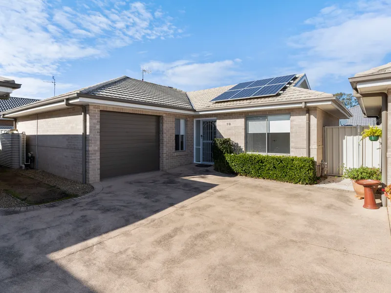 Waratah Highlands - Well-presented 3 Bedroom plus garage is now Available