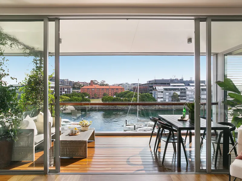 Prime single level harbourfront luxury with Marina Berth