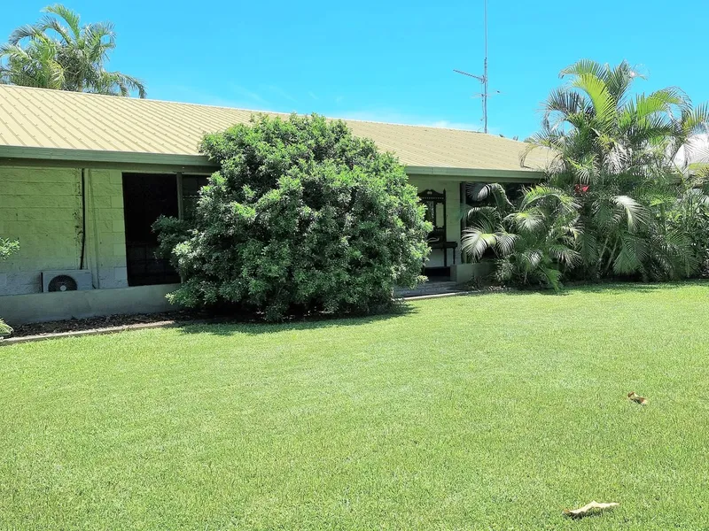 GIGANTIC SHED with home thrown in!