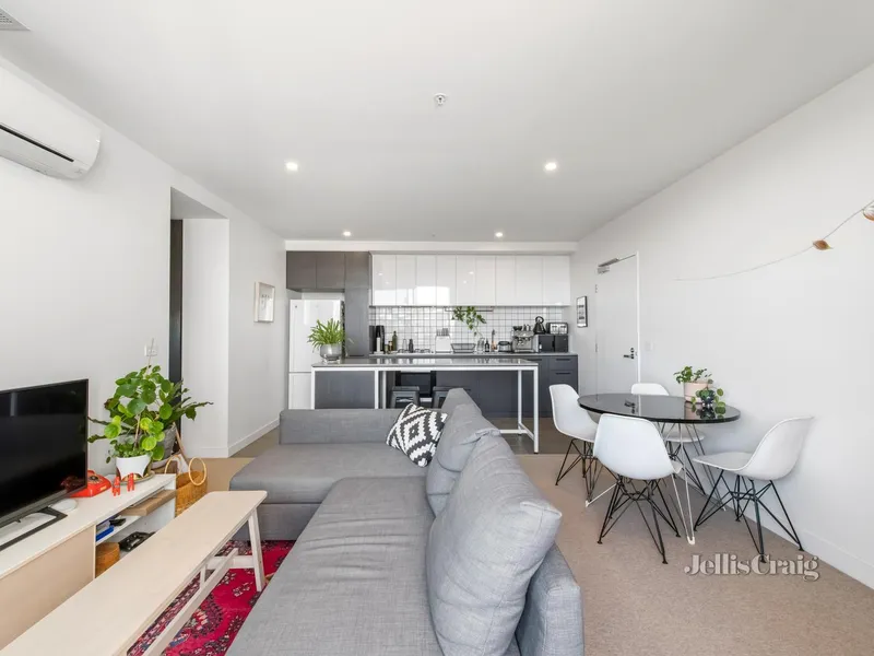 Private and full of natural light