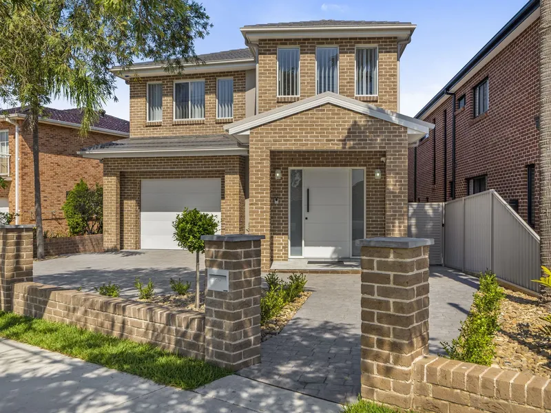 Luxury Full Brick Residence in Prime Location - The Prestigious RC Church area