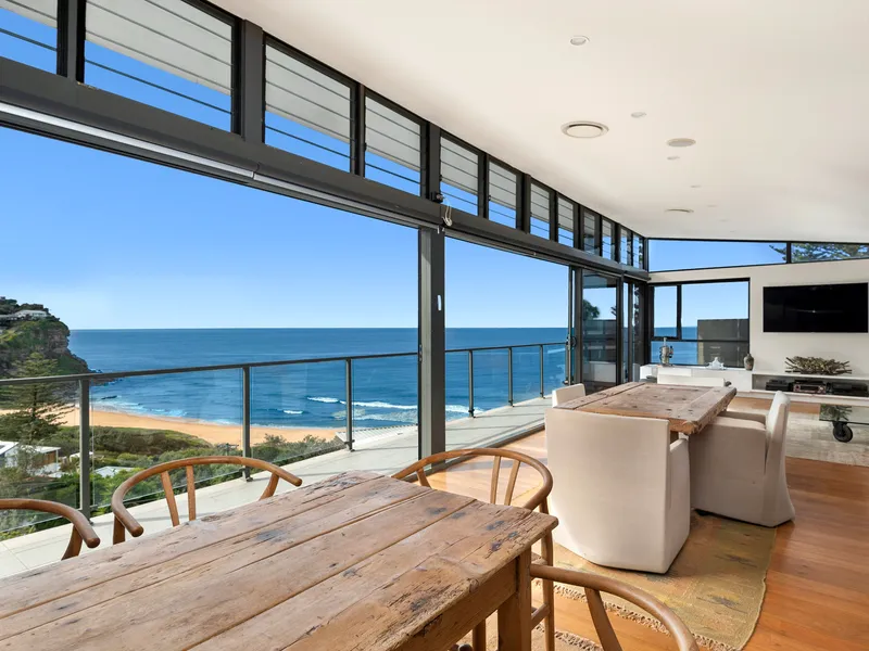 Premier Beachside Position Overlooking Bungan Beach