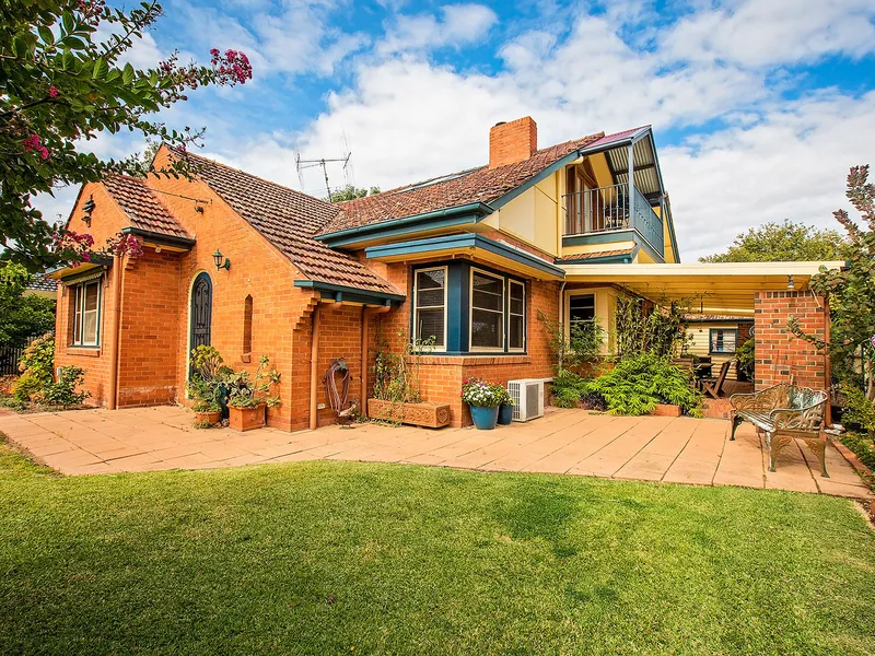 A Stunning Refurbishment In A Prized Location