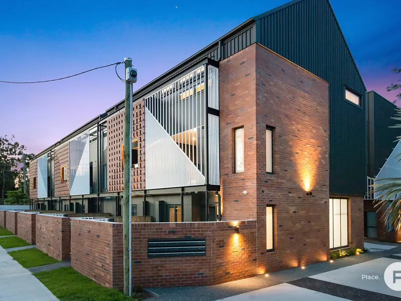 Only 2 remaining – 6.9% gross return with rental guarantee available now!