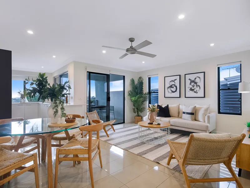 Modern Living Exactly As You Imagine (plus views!)