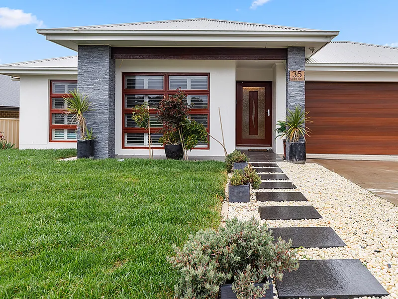 35 KIDD CCT, GOULBURN