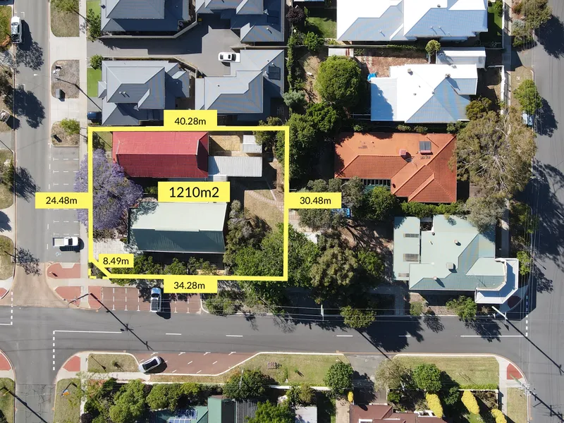 Unique Development Opportunity with 1210m2 and Public Assembly Zoning!