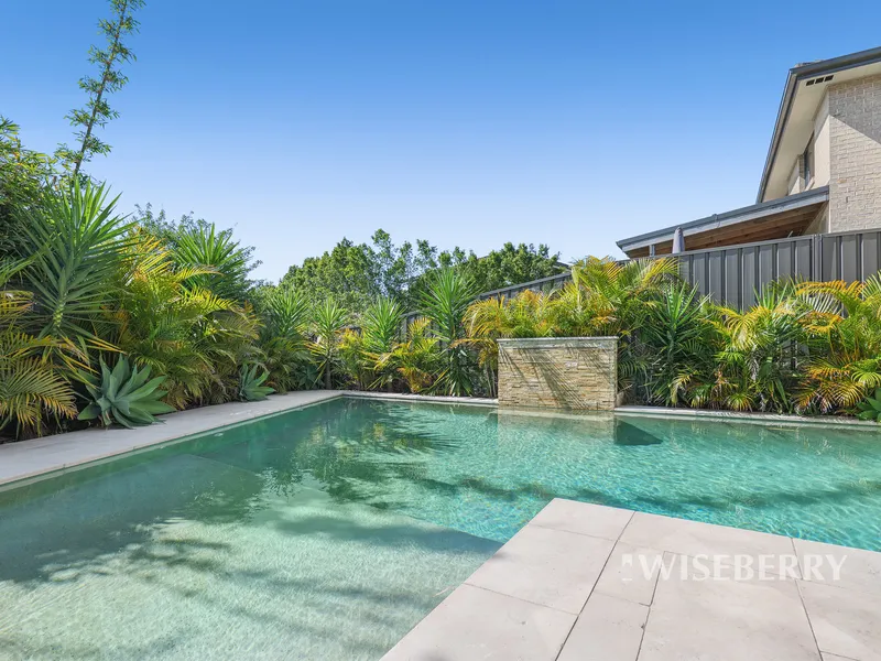 Modern, spacious and elegant