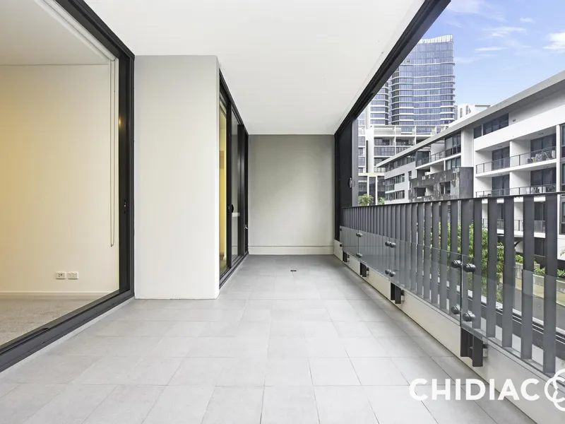 Generous open plan living | Modern apartment | Large balcony