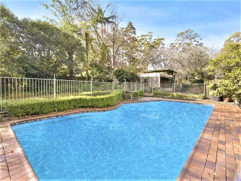 SUPERB FAMILY HOME FEATURING A HUGE ENTERTAINING AREA ** OPEN FOR INSPECTION MONDAY 12TH APRIL 3:20 - 3:35PM & FRIDAY 16TH ARRIL AT 3:20 - 3:35PM