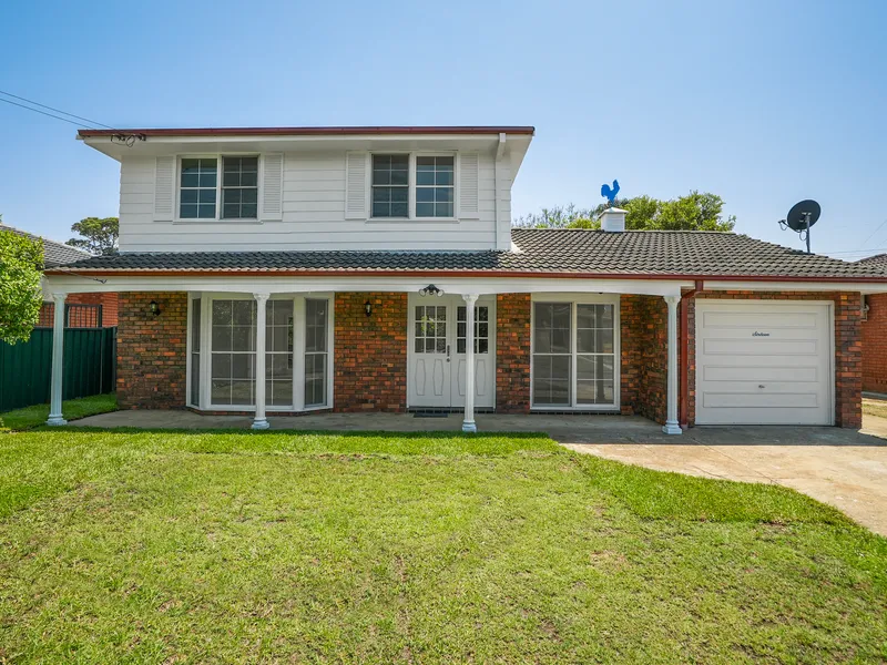 Immaculate Family Home in Ideal Location!