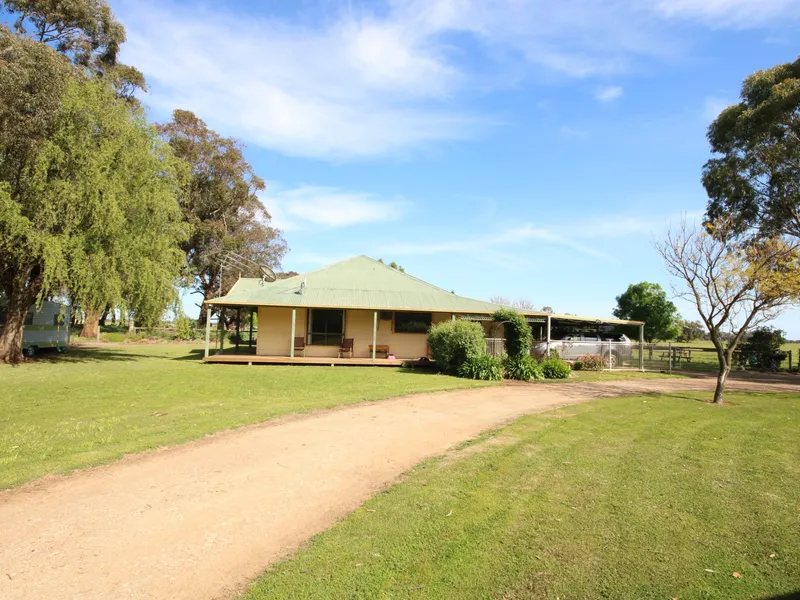 18 ACRE FARMLET