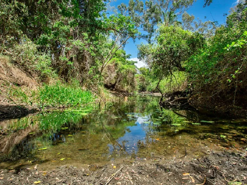 11 ACRES PICTURESQUE BLOCK WITH CREEK