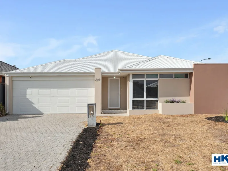 MODERN AND SPACIOUS HOME !